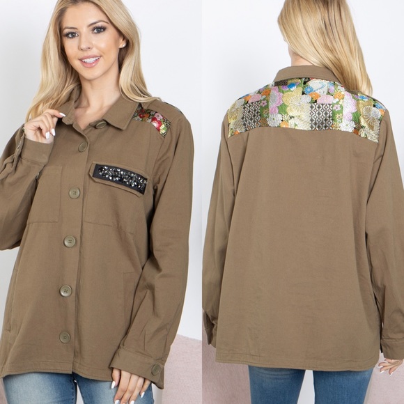 🆕Floral patch utility jacket - Picture 2 of 6